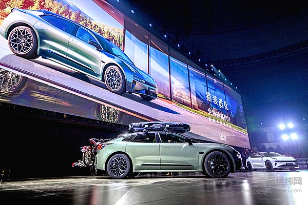 30万元纯电车型对决 蔚来ET5T和极氪001你选谁？