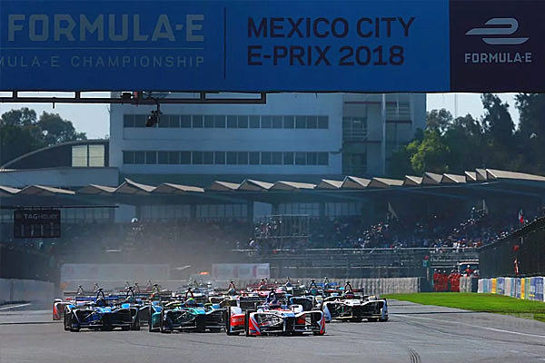 一场悄无声息的比赛，观众席上却座无虚席