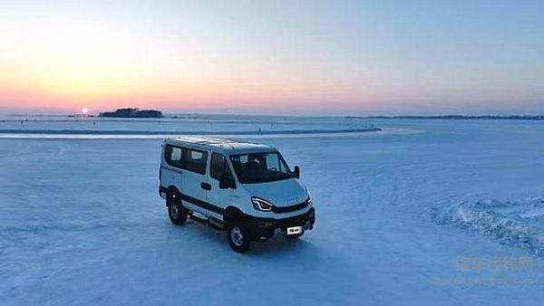 从荒漠到雪域 看依维柯欧霸·山海、欧霸·雷霆如何征服