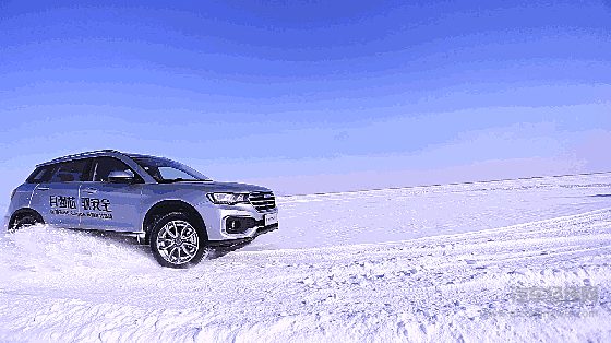 冰雪上玩F1 拖拽45吨重卡 这不是新哈弗H6 Coupe的极限