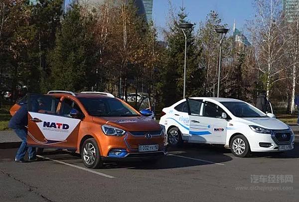 哈萨克斯坦总统纳扎尔巴耶夫视察库斯塔奈江淮汽车项目进度