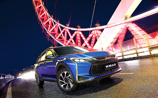 为奔涌的“后浪”而来 东风风神携奕炫家族亮相重庆车展！