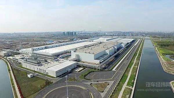 欧美汽车产业或损失超千亿美元