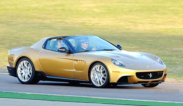 Ferrari P540 Superfast Aperta