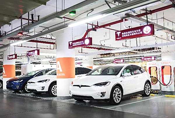 总计交付量已超过25万辆，2017年冲击年交付10万辆 特斯拉发布2017年第三季度财报