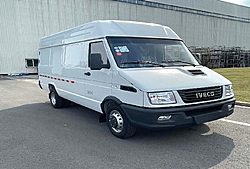 南京依維柯TurboDaily 129馬力 2.8L單排國六柴油 封閉廂式貨車 (NJ5046XXY4A)