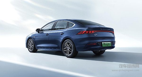 油电同价 颠覆燃油 秦PLUS DM-i 2023冠军版9.98万元起