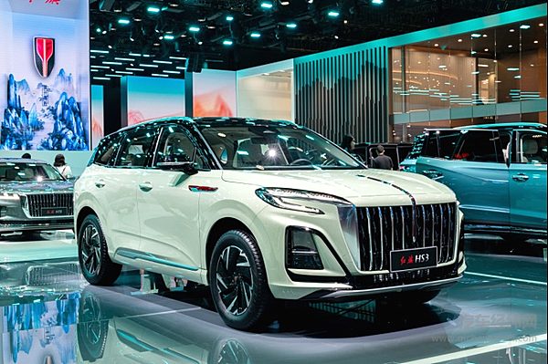 红旗新品齐绽放 全新红旗L5启动预订 红旗E001开启盲订 红旗H6荣耀上市