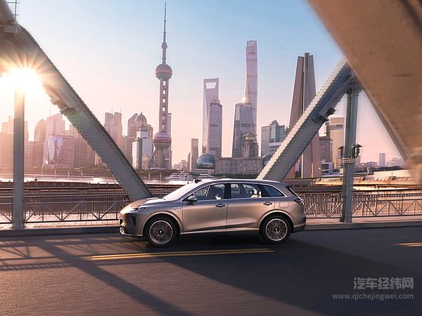 尚界H5对比深蓝S07 15万级新能源SUV的双强对决