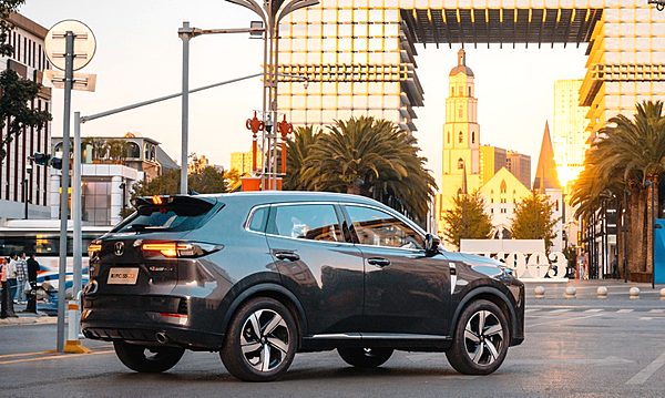 全新瑞虎7 PLUS 对比 长安CS55 PLUS：谁是10万级SUV“卷王”？