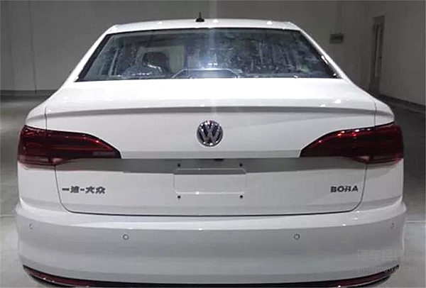 大众全新宝来预计9月上市，外形酷似朗逸，新一波家族套娃？