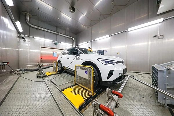 一汽-大众高标准、全方位守护用户的驾乘安全