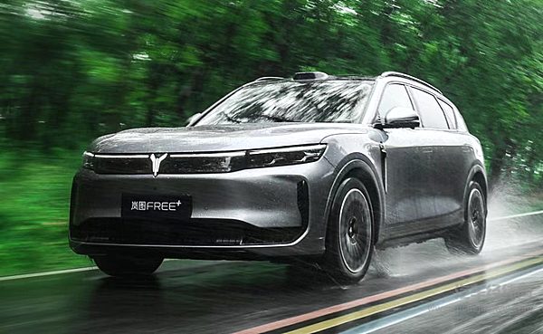 都以华为为卖点 岚图FREE+与问界M7谁更胜一筹？