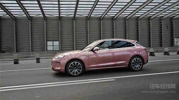 比亚迪向左特斯拉向右 新能源厂商分化加剧