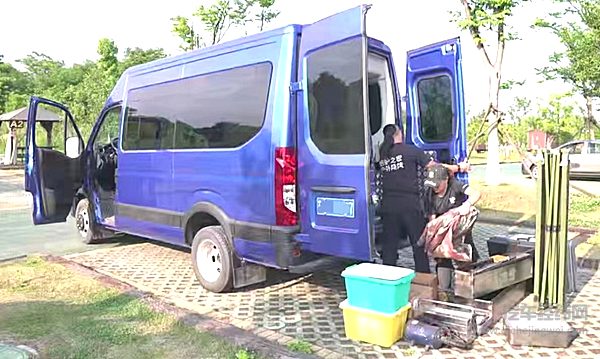 重载轻载都能hold住 依维柯欧胜10.39万元起