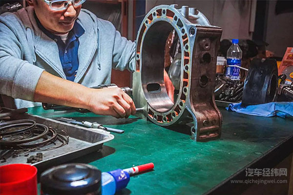 全中国最懂转子的人，可能在海峡对面