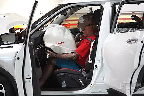 最新安全碰撞结果出炉 仅一款四星其余全五星！