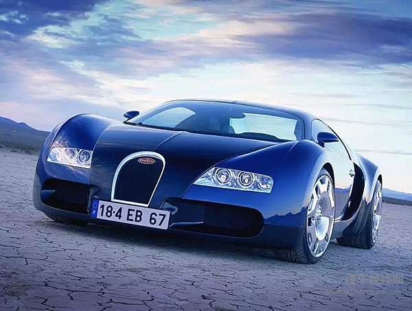 论创造奇迹 各位在110岁的布加迪面前都是弟弟