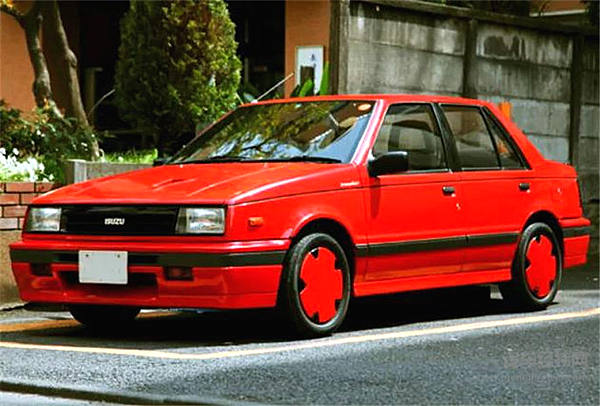 当日系车企强撩欧洲品牌，画风竟如此不堪