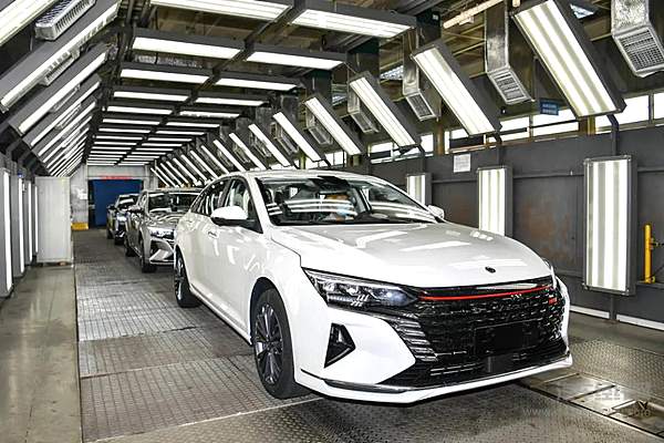 东风风神奕炫MAX下线！预售价9.79万元起