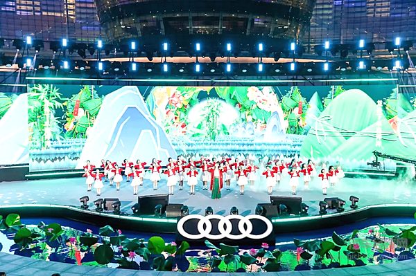 一汽奥迪入浙两周年系列活动启幕，“春蕾”集结献唱杭州