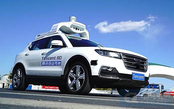 智能汽车后半程 跨界老将腾讯打响保卫站