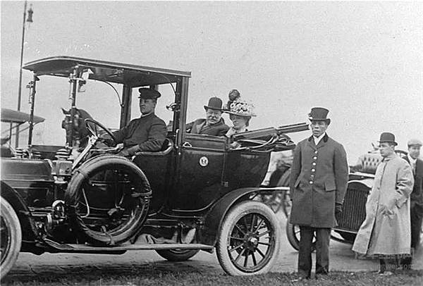 100年前的电动车生活