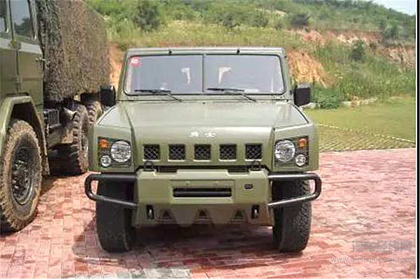 就着今天这个日子，我们来聊聊中国的军车