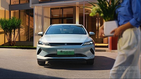 高阶智驾“启蒙车” 第二代秦PLUS智驾版上市7.98万-12.98万元