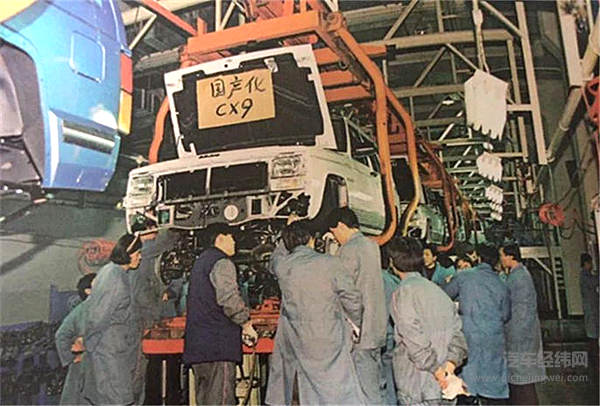 穿越回40年前，让我们聊点“北京吉普”的小故事