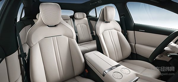 18小时锁单24万辆 小米YU7是真的火还是暗藏猫腻？