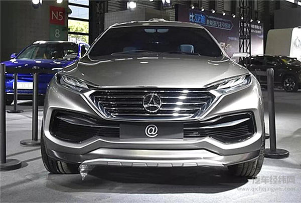 清华花10亿打造的SUV！比奔驰还漂亮，车里能围一起打麻将