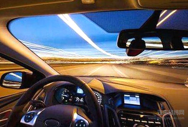 造车新势力PK传统车企 这场擂台有看头