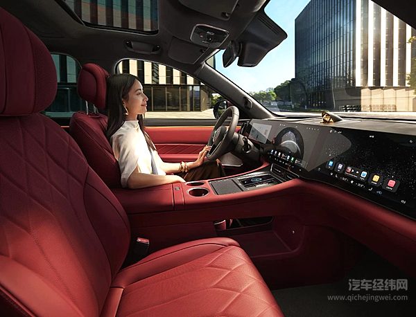 8字辈华为系车型对决 岚图泰山X8与问界M8谁更强？