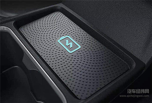 丽江试驾上汽大通MAXUS G50 六口之家出行标配即将上市