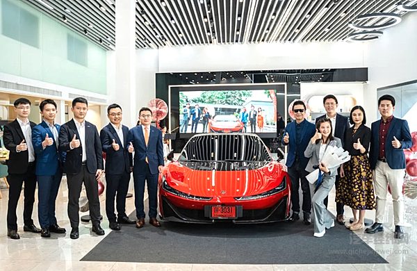 全新里程碑 HYPTECSSR海外首台在泰隆重交付