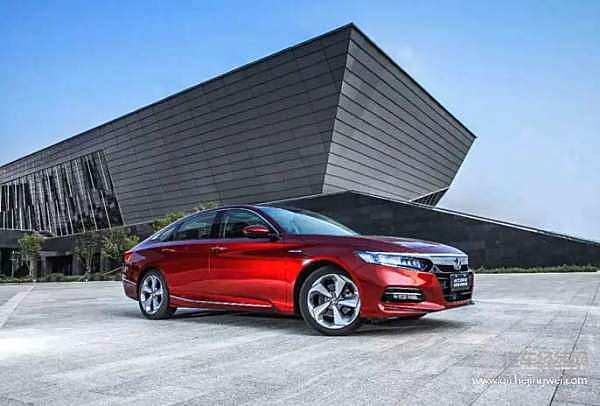 以百年前“车马大战”为鉴，欣然接受新能源时代是上策