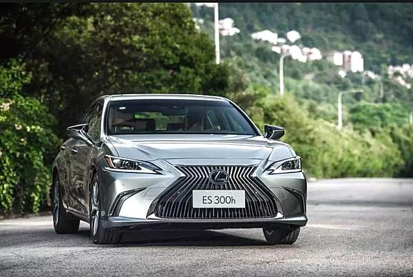 价格波动成常态 中国车市如何摆脱低价竞争？