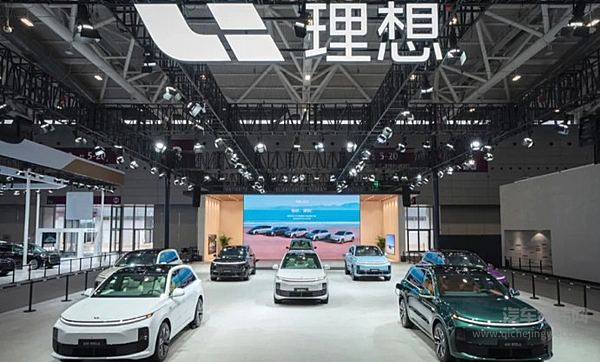 粤港澳车展理想汽车展台 火爆现场等你来！