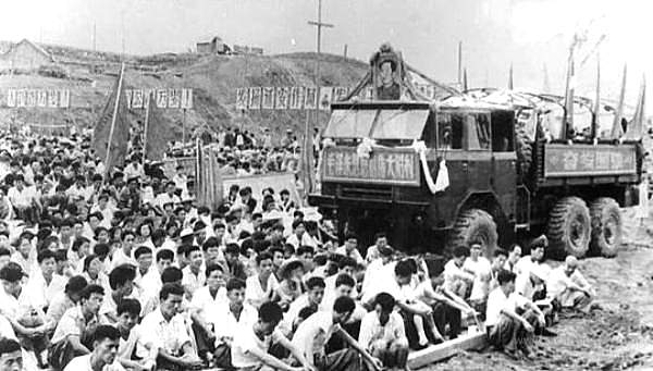 车轮上的重庆 跌宕起伏的中国顶级汽车城