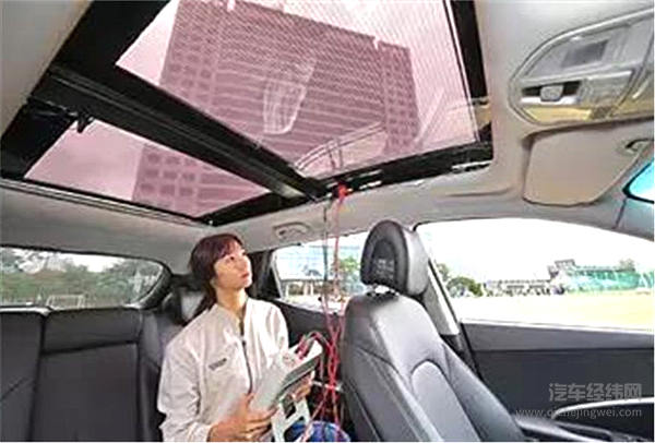 现代推太阳能车顶充电技术，2019年用于混合动力车