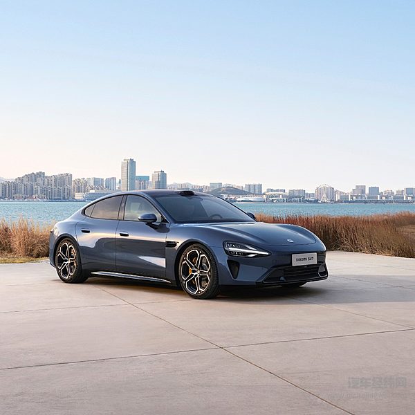 21.59万元起售的小米SU7上市 想要盖过银河E8并不容易？