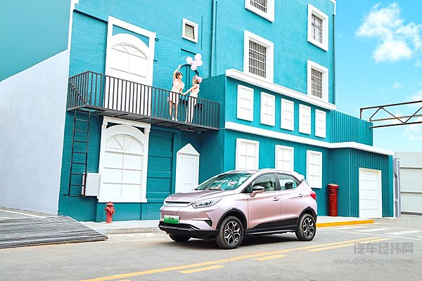 杀疯了 比预售低4000-6000元 比亚迪10万内唯一SUV 2023元Pro上市