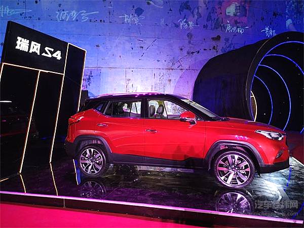 江淮瑞风S4很年轻 为梦想T速