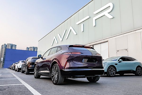 华为系对决上汽系 阿维塔07与智己LS6谁更强？