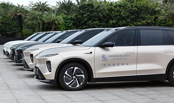 共创美好生活 蔚来ES8助力又一国际博览盛会