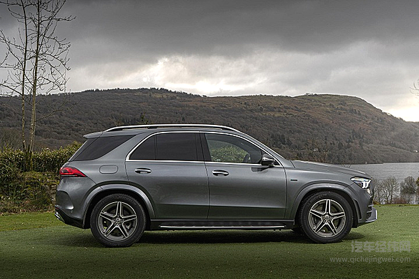 豪华品牌进军插混市场 沃尔沃、奔驰和宝马谁更有心得？