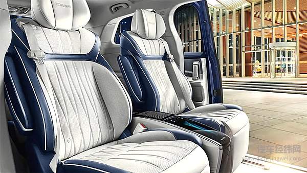 荣威“业界新赢家”大家庭又添新成员 荣威iMAX8交付福耀集团创始人曹德旺