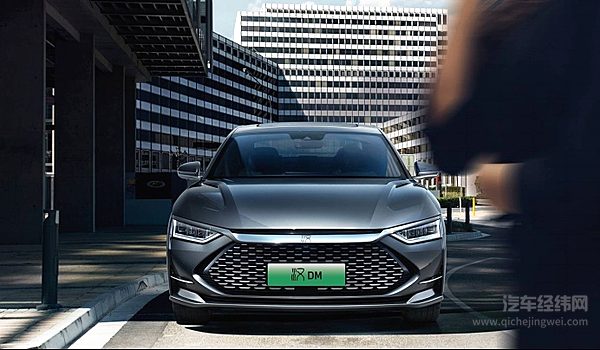 20万元级别混动车 比亚迪汉DM与丰田凯美瑞谁划算？