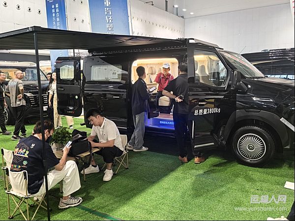 中國重汽輕型汽車登陸廣州國際房車展，為戶外向往定制移動空間